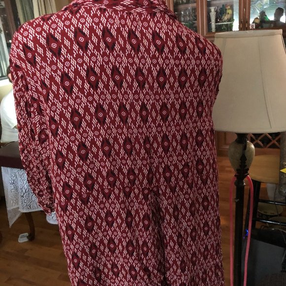 Tunic Style Top - Picture 6 of 9